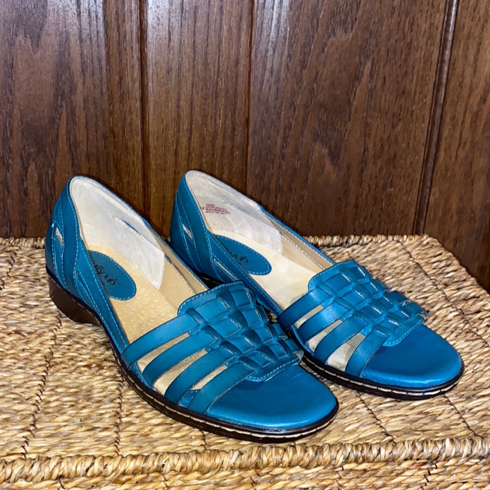 Softspots Womens Hugh Leather Sandal-Sport Blue- Size 8M-New w/out Box!